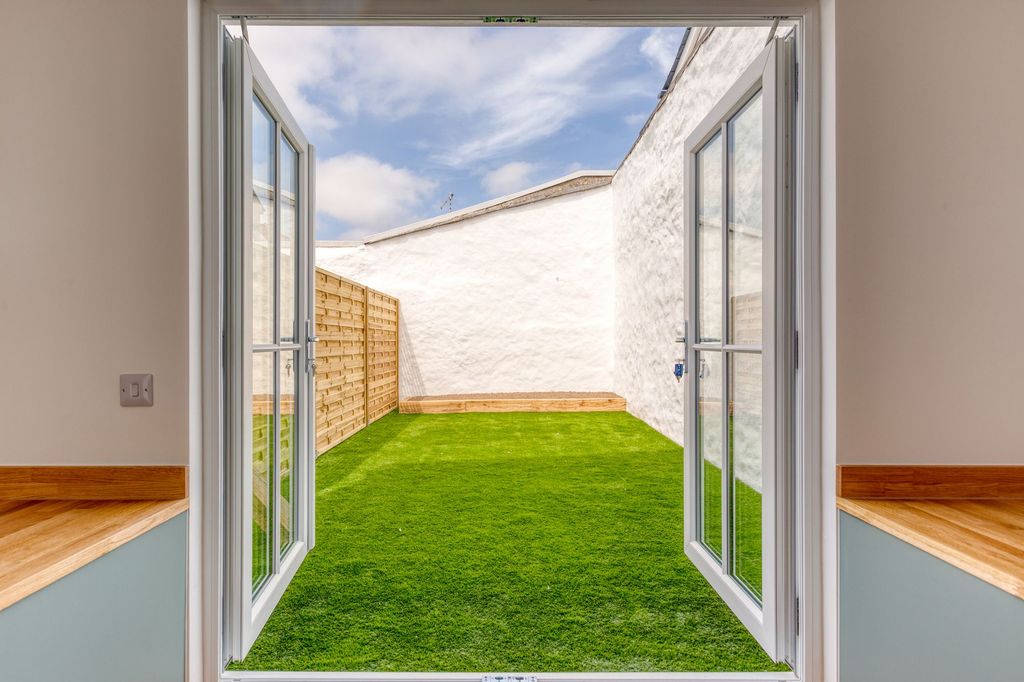 Additional image 18 of 2 bed semi-detached house for saleSpring Cottage, Devonshire Lane, St Helier JE2