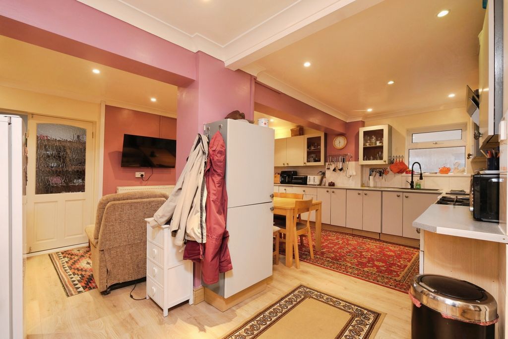 Additional image 4 of 4 bed detached house for saleKeats Road, Caldicot NP26