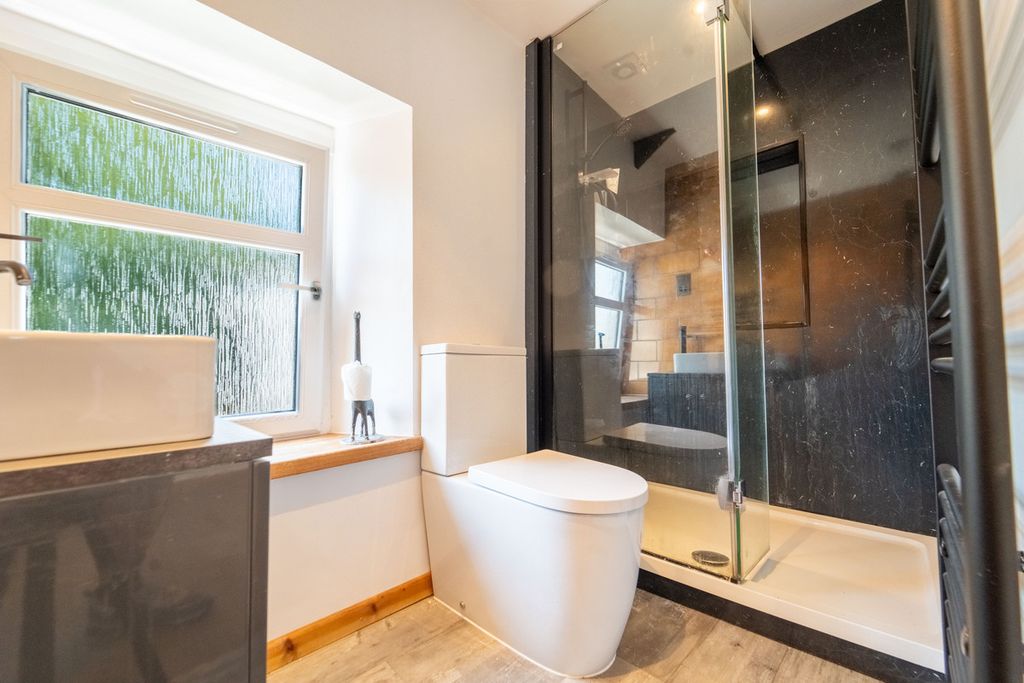 Additional image 23 of 5 bed detached house for saleSt. Johns Crescent, Newport NP10