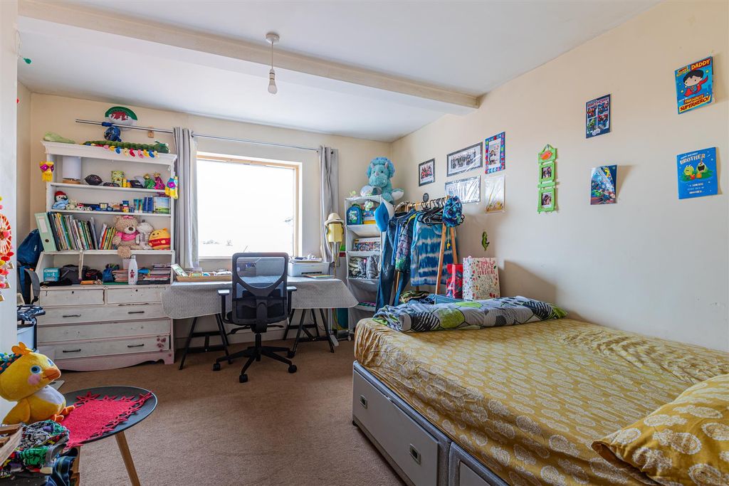 Additional image 9 of 2 bed flat for saleHenke Court, Atlantic Wharf, Cardiff Bay CF10