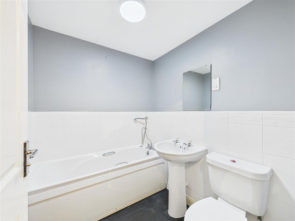 Additional image 11 of 2 bed flat for saleWitham Mews, Anchor Quay, Lincoln LN5
