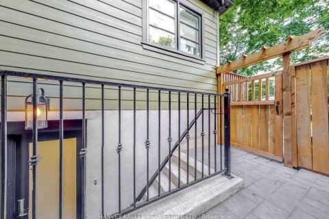 Additional image 8 of Lower-10 Duggan Avenue, Toronto, ON, M4V 1Y2