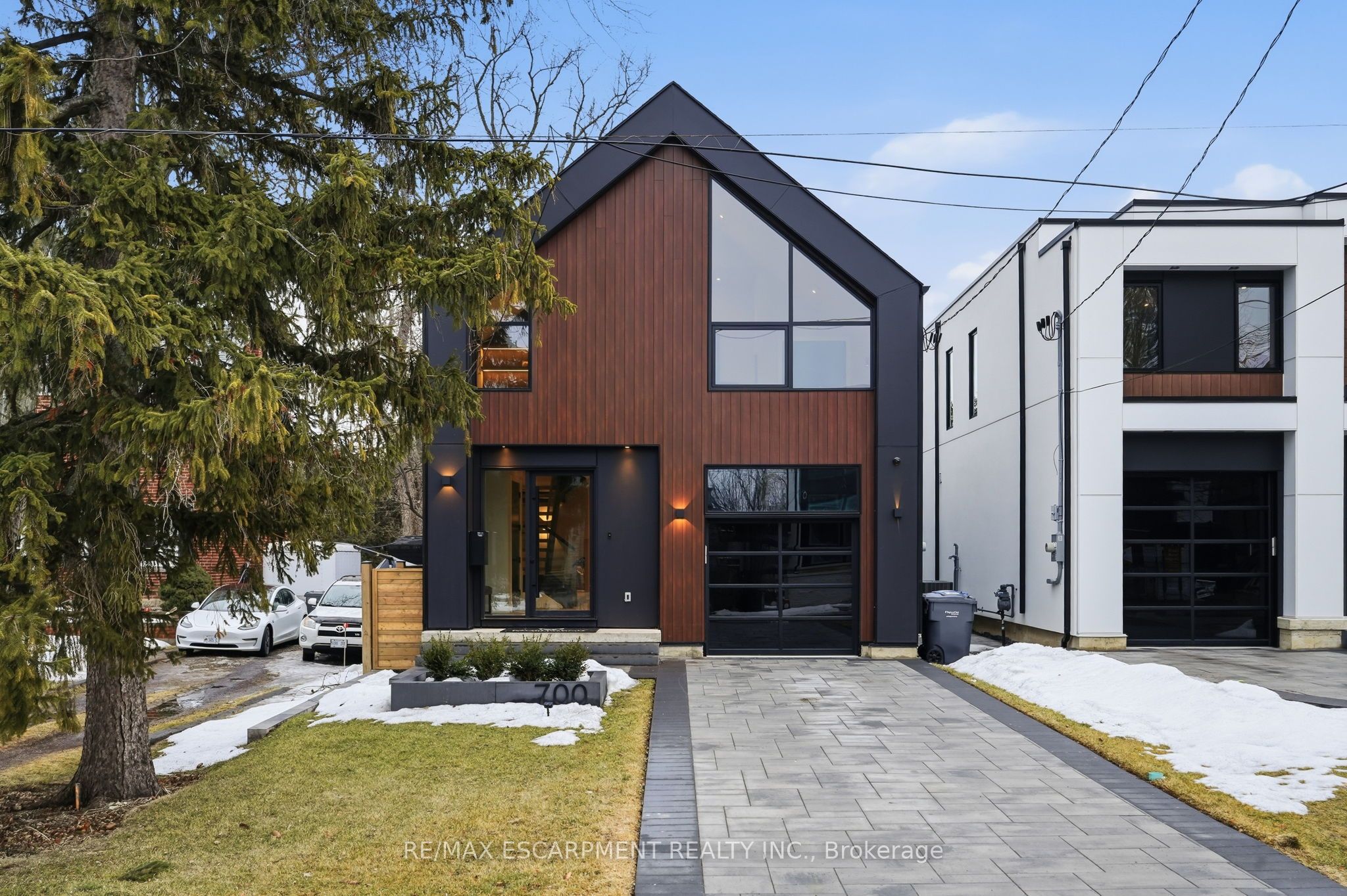 700 Montbeck Crescent, Mississauga, ON, L5G 1P3