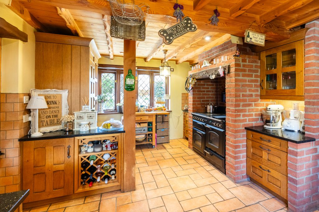 Additional image 3 of 5 bed detached house for saleSaints Road, St. Martin, Guernsey GY4