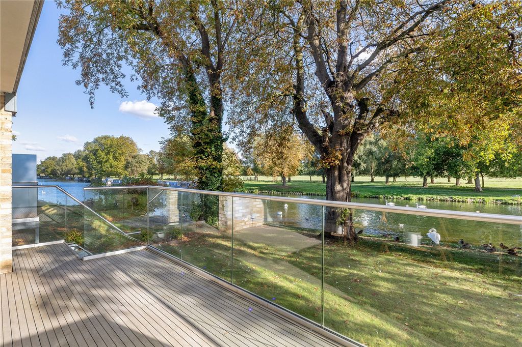 Additional image 2 of 5 bed detached house for saleWater Street, Cambridge, Cambridgeshire CB4