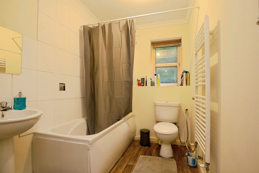 Additional image 8 of 2 bed flat for saleVirgil Court, Cardiff CF11
