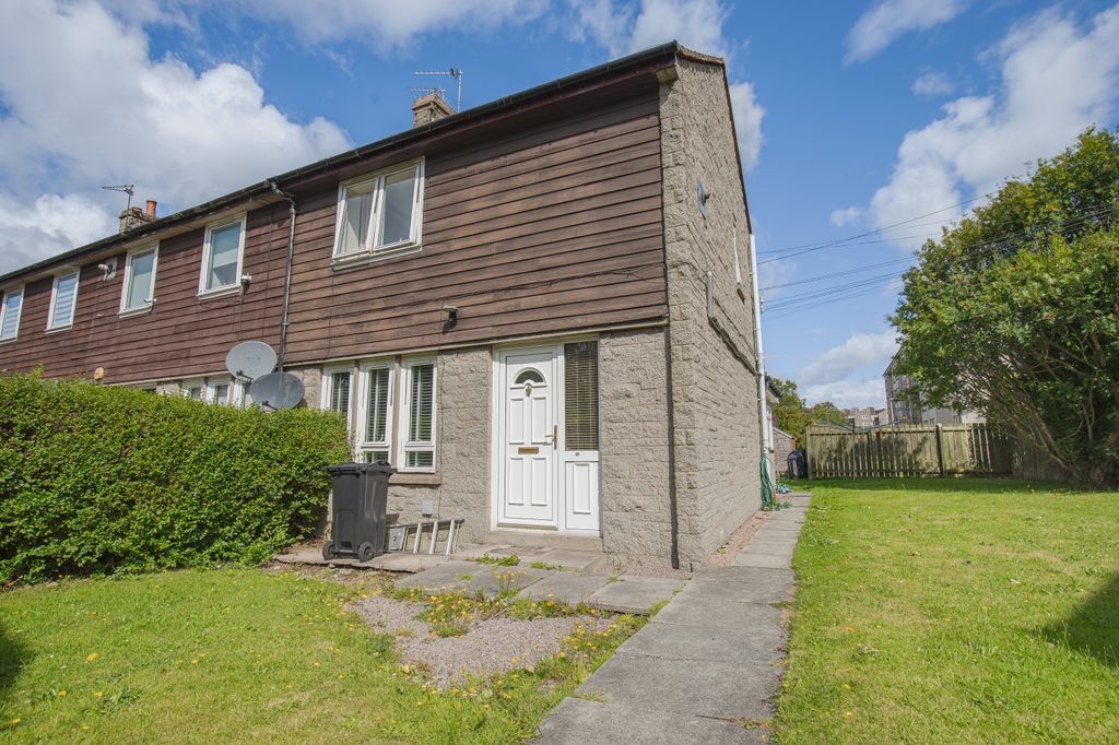 2 bed end terrace house for saleCarirnvale Crescent, Aberdeen AB12