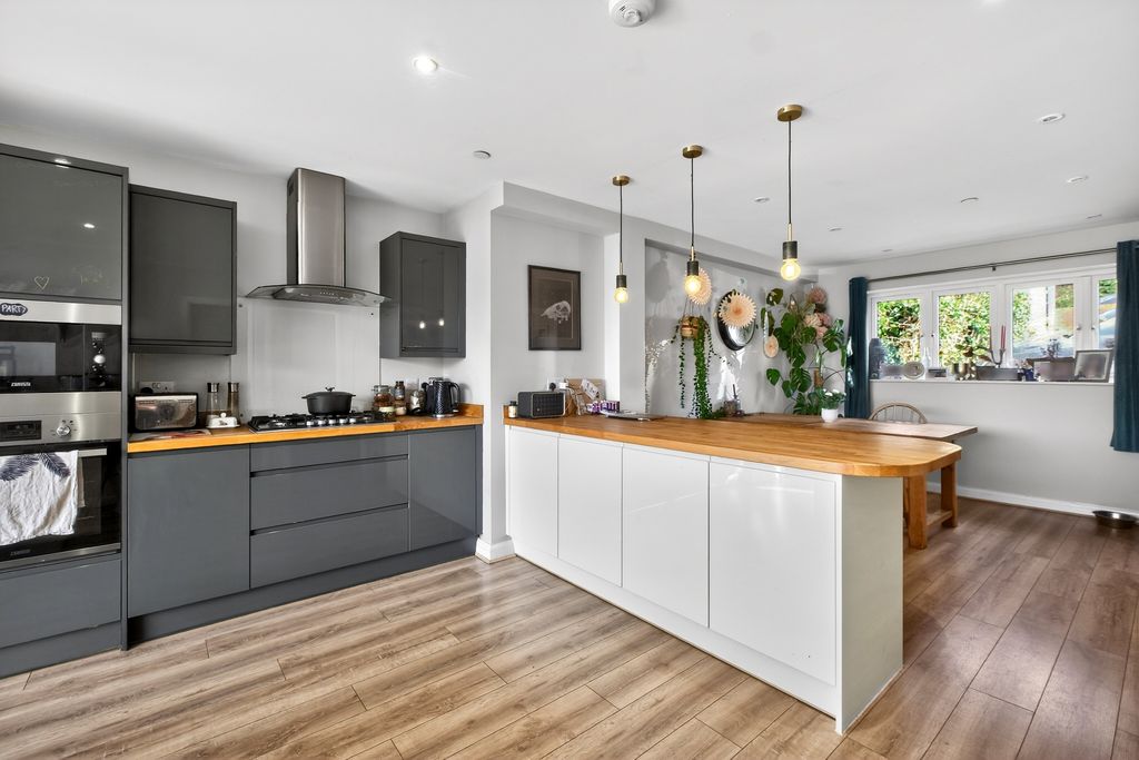 Additional image 2 of 4 bed detached house for saleDuchess Road, Monmouth NP25