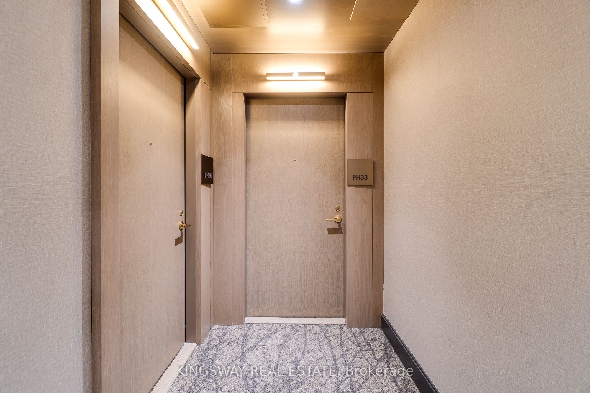 Additional image 6 of PH33-1 Edgewater Drive, Toronto, ON, M5A 0L1