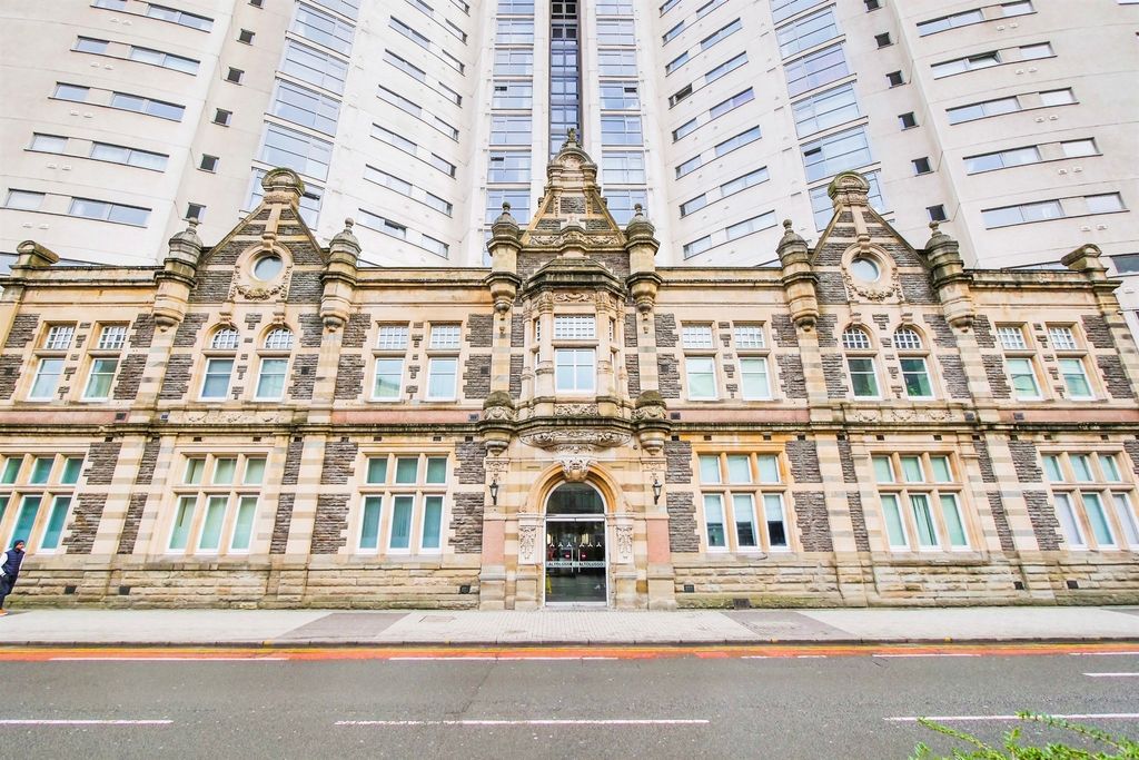 Additional image 17 of 3 bed flat for saleBute Terrace, Cardiff CF10
