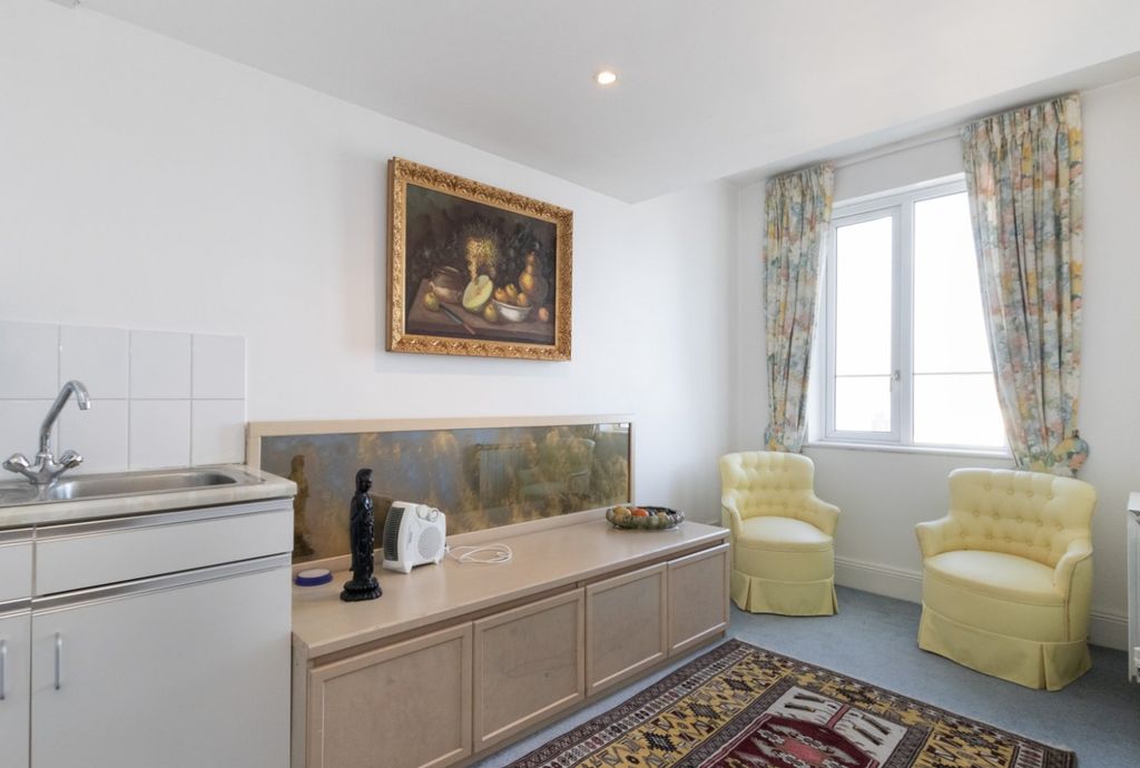 Additional image 19 of 4 bed detached house for saleClifton, St. Peter Port, Guernsey GY1