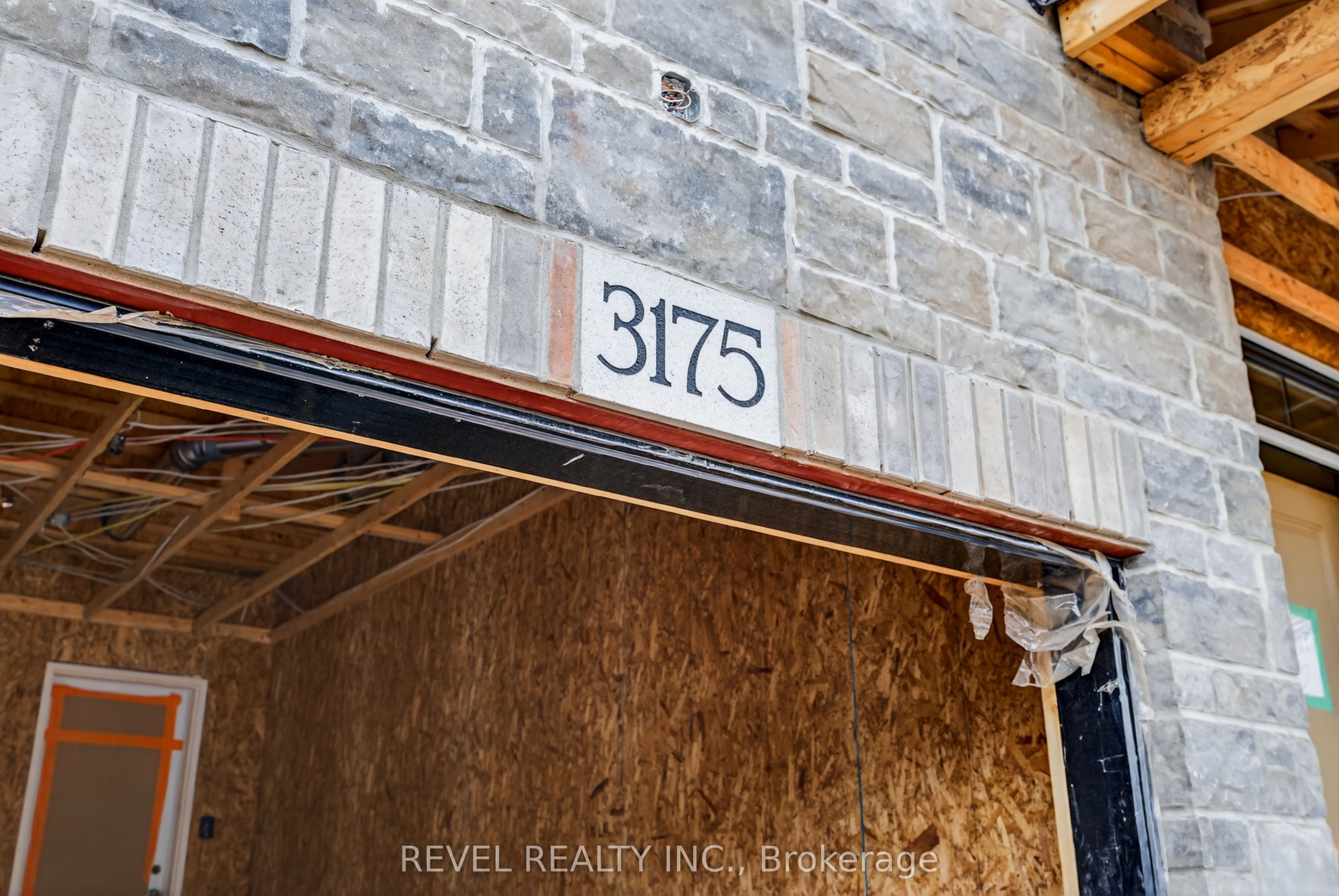 Additional image 4 of 2-600 Maplehill Drive, Burlington, ON, L7N 2W3