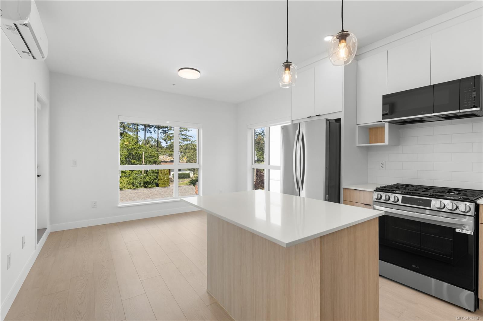 Additional image 5 of 317-2629 Millstream Road, Langford, BC, V9B 3R8