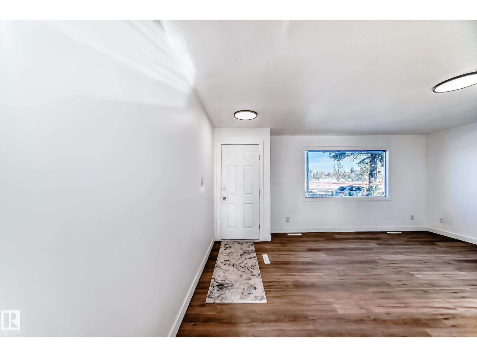 Additional image 3 of 5919 144 Avenue NW, Edmonton, AB, T5A1K7