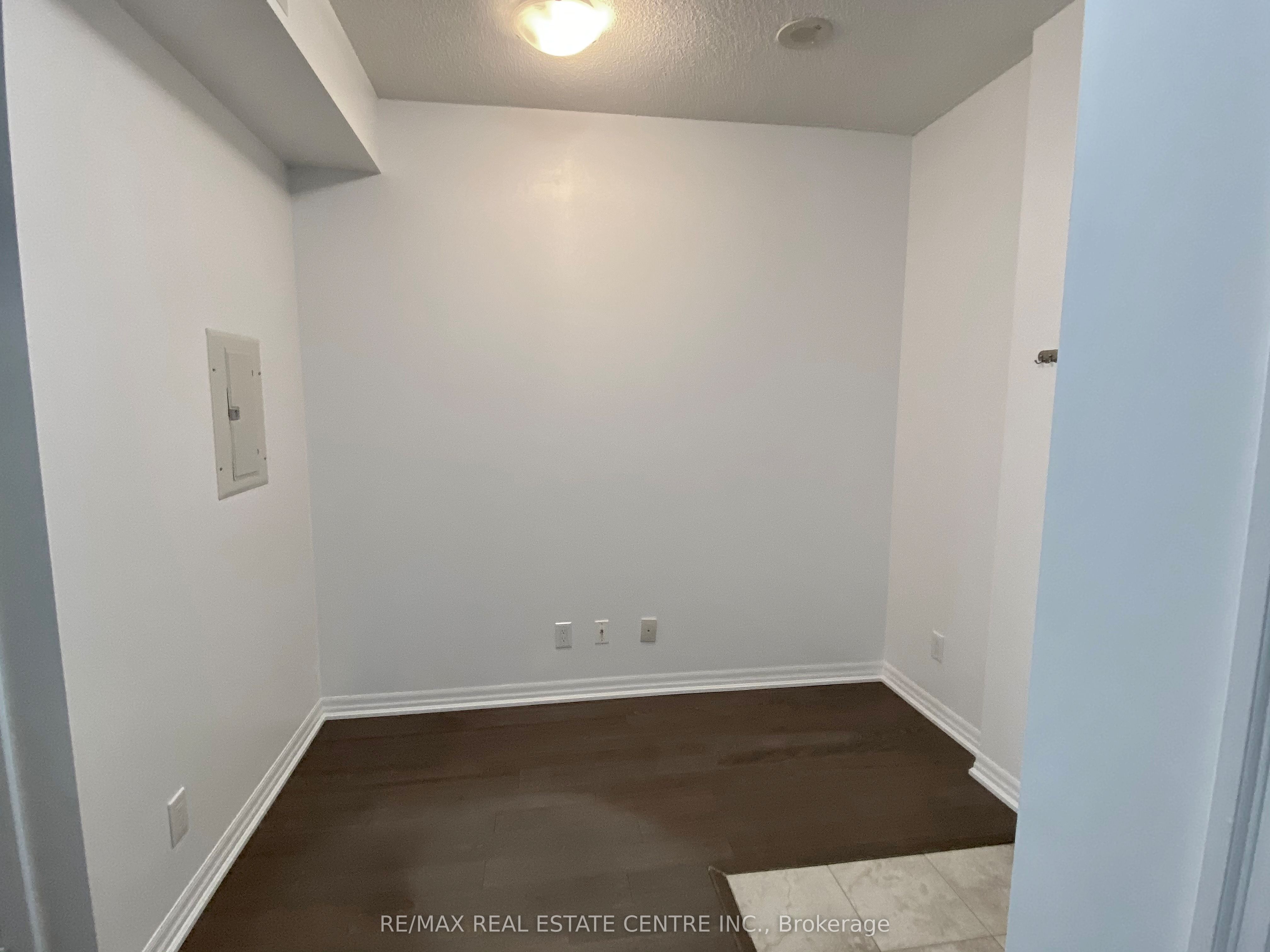 Additional image 4 of 2401-223 Webb Drive, Mississauga, ON, L5B 0E8