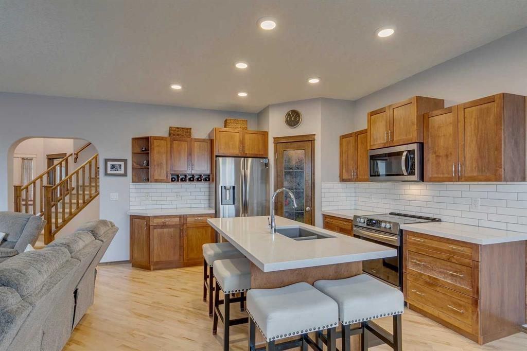 Additional image 4 of 100 Royal Oak Terrace NW, Calgary, AB, T3G 6A8