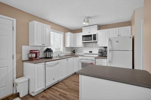 Additional image 8 of 260 Stonemere Place , Chestermere, AB, T1Z 1N2