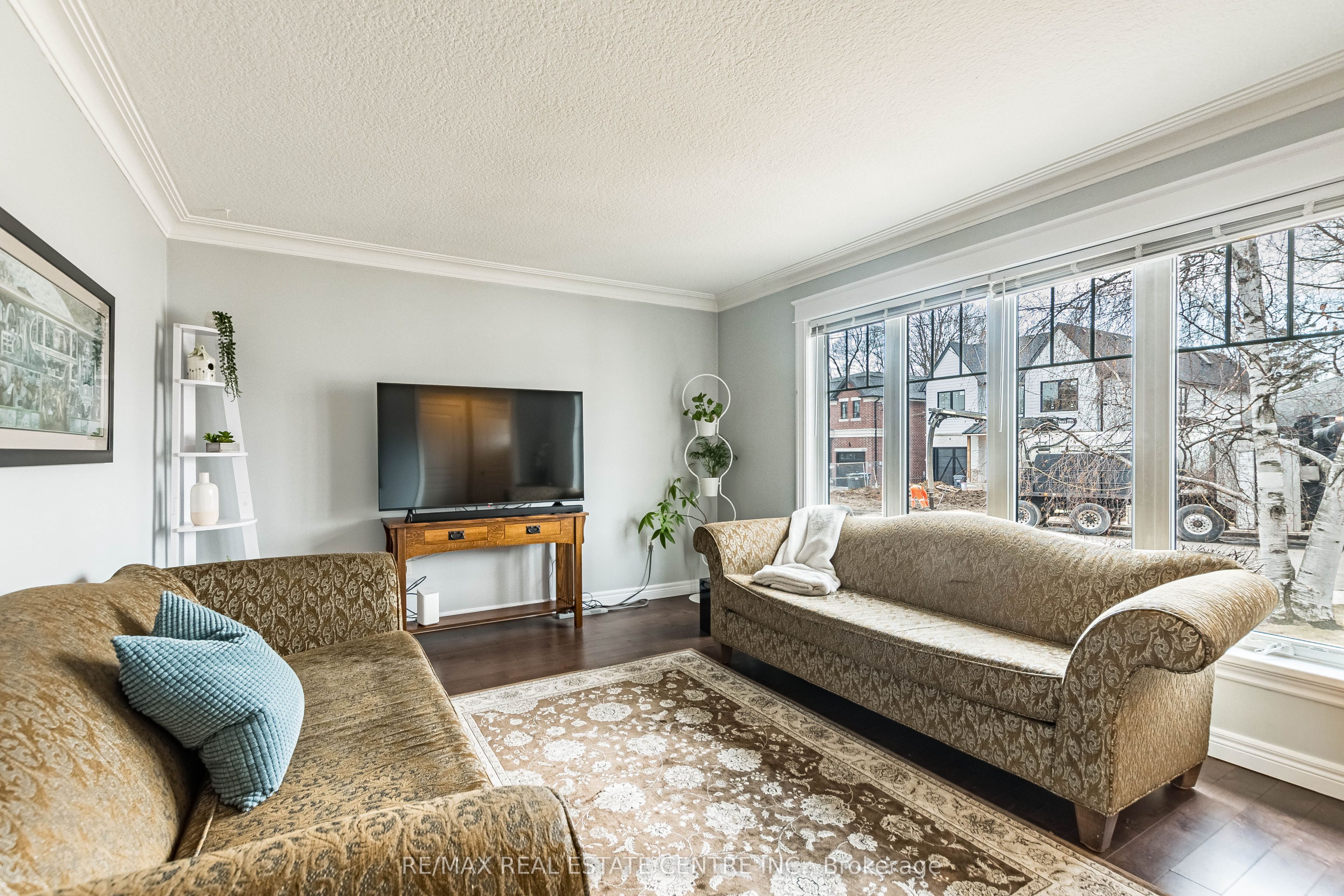 Additional image 6 of 37 Maple Avenue N, Mississauga, ON, L5H 2S1