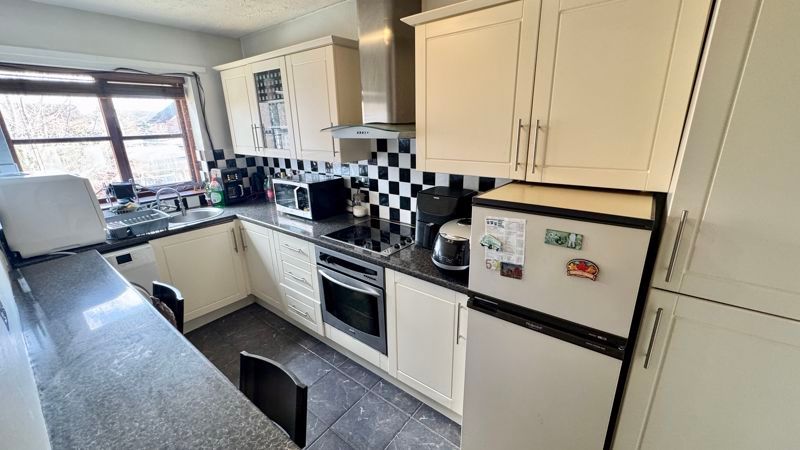 Additional image 2 of 1 bed flat for saleAldergrove Crescent, Lincoln LN6