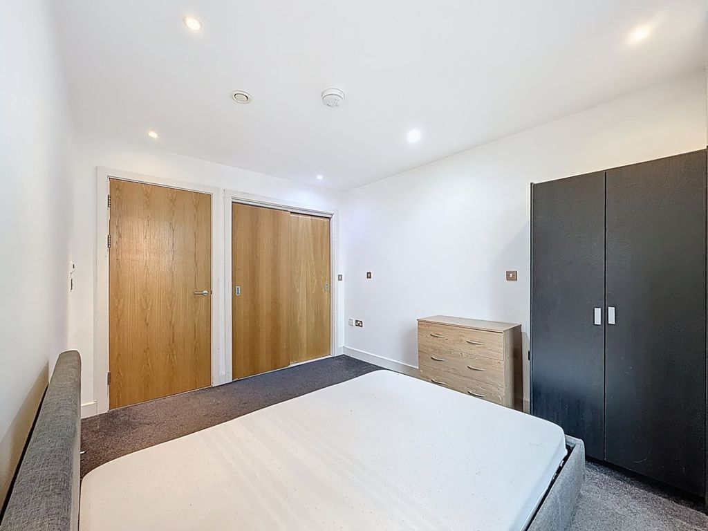 Additional image 16 of 2 bed flat for saleBute Terrace, Cardiff CF10
