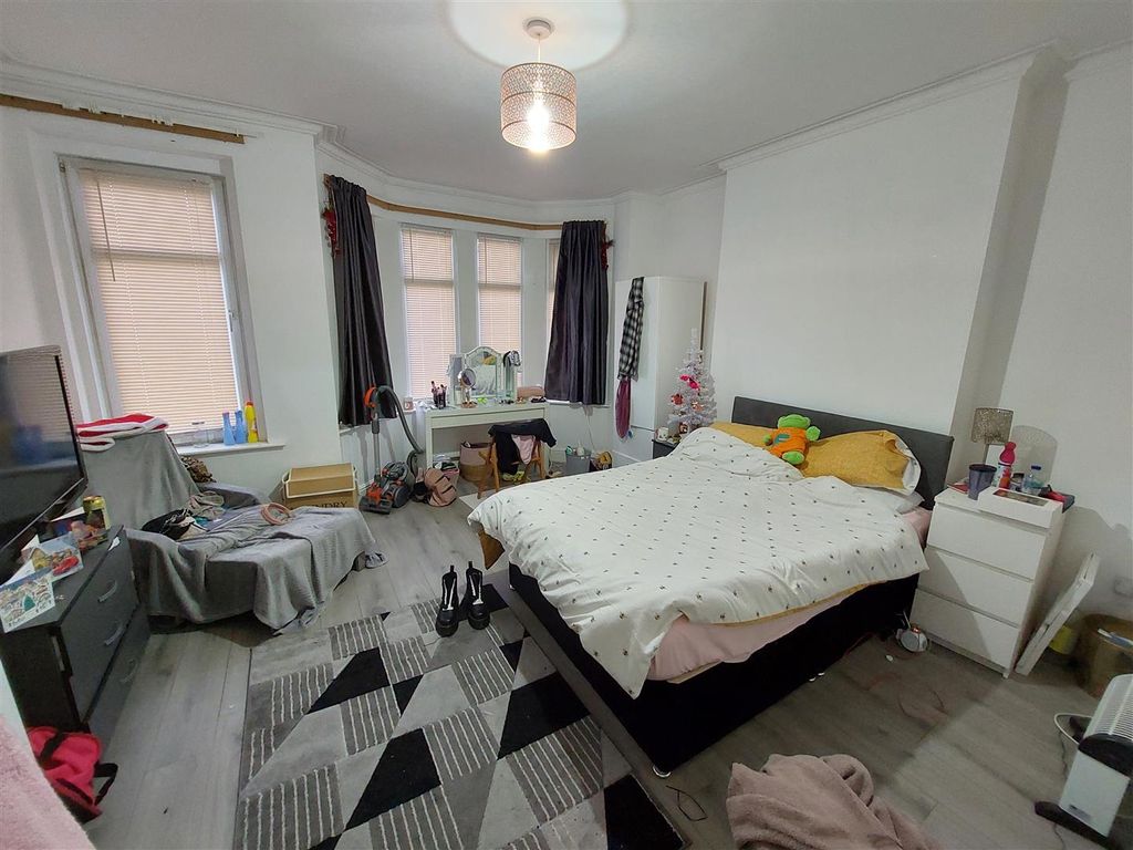 Additional image 10 of 4 bed property for saleHeathfield Place, Cardiff CF14