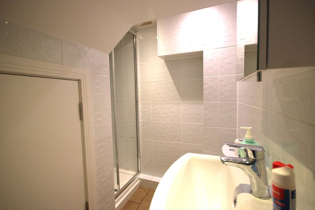 Additional image 8 of 1 bed flat for saleLa Route De St Aubin, St Helier JE2