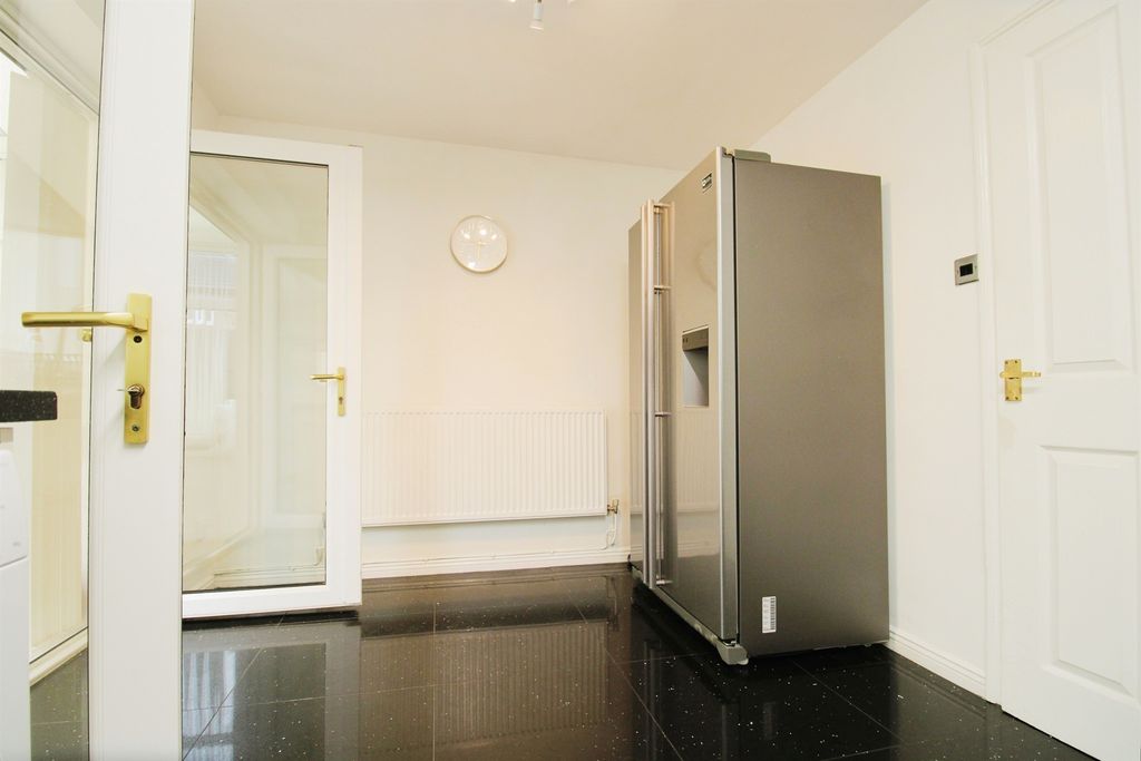 Additional image 7 of 3 bed semi-detached house for saleMoor King Close, St. Mellons, Cardiff CF3