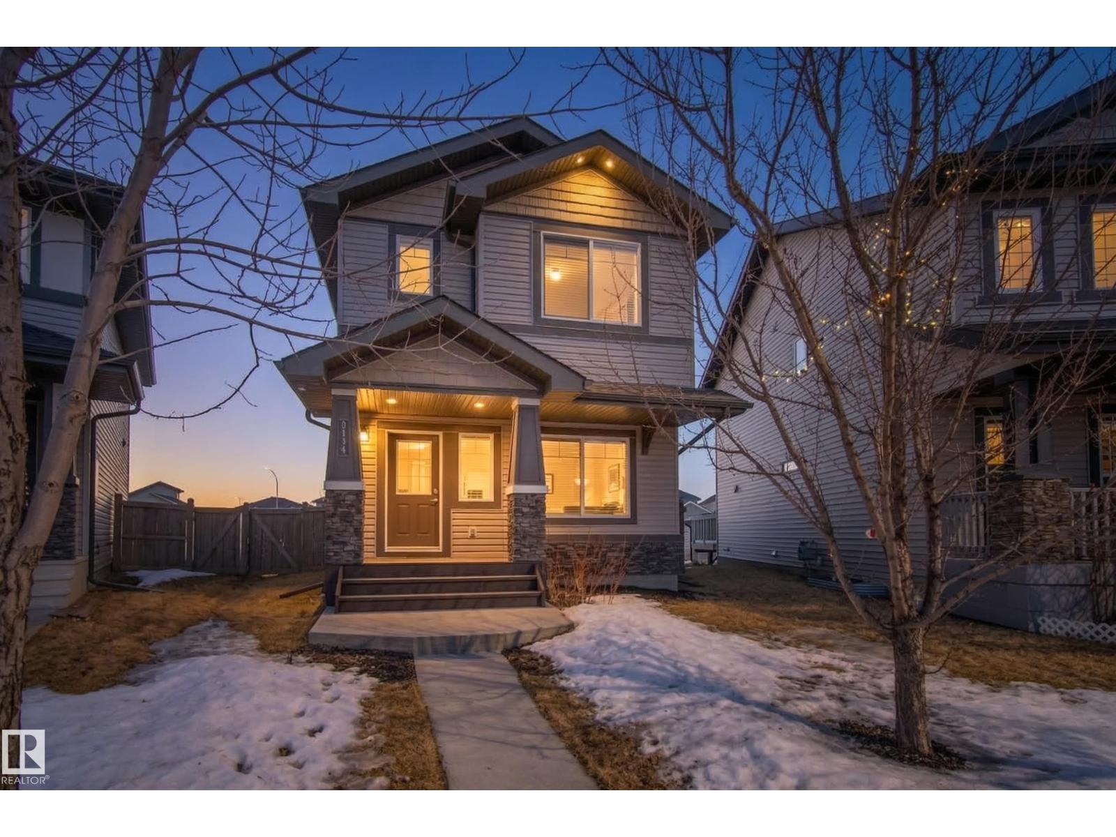 7074 Cardinal Way SW, Edmonton, AB, T6W1Y8