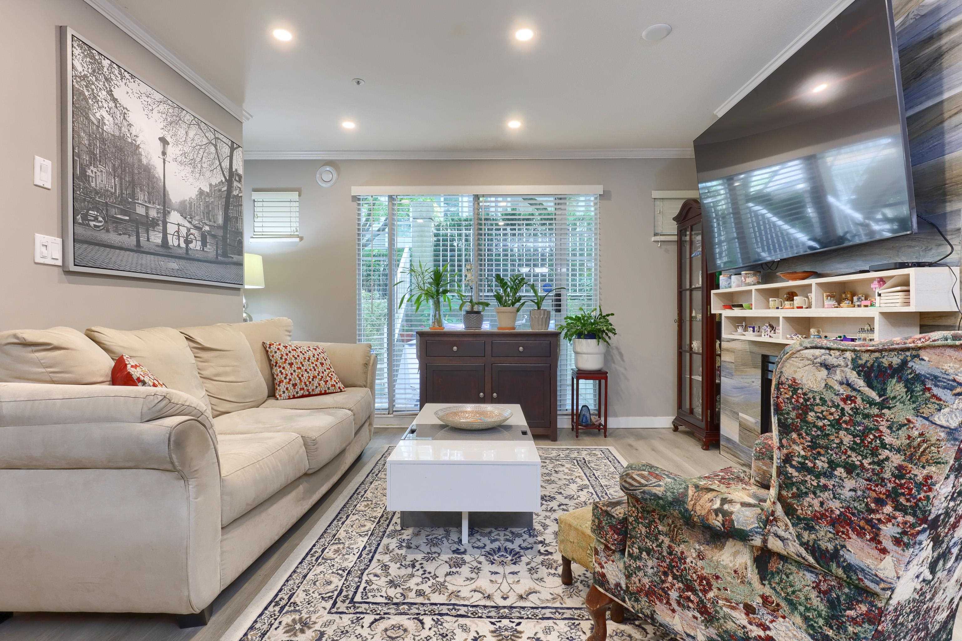 17-2885 Kent Avenue North E, Vancouver, BC, V5S 3T9
