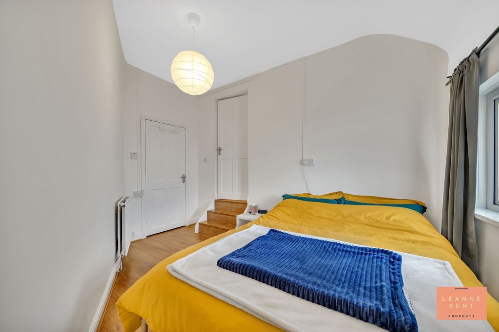 Additional image 21 of 3 bed flat for saleOak House, Hollybush Estate, Cardiff CF14
