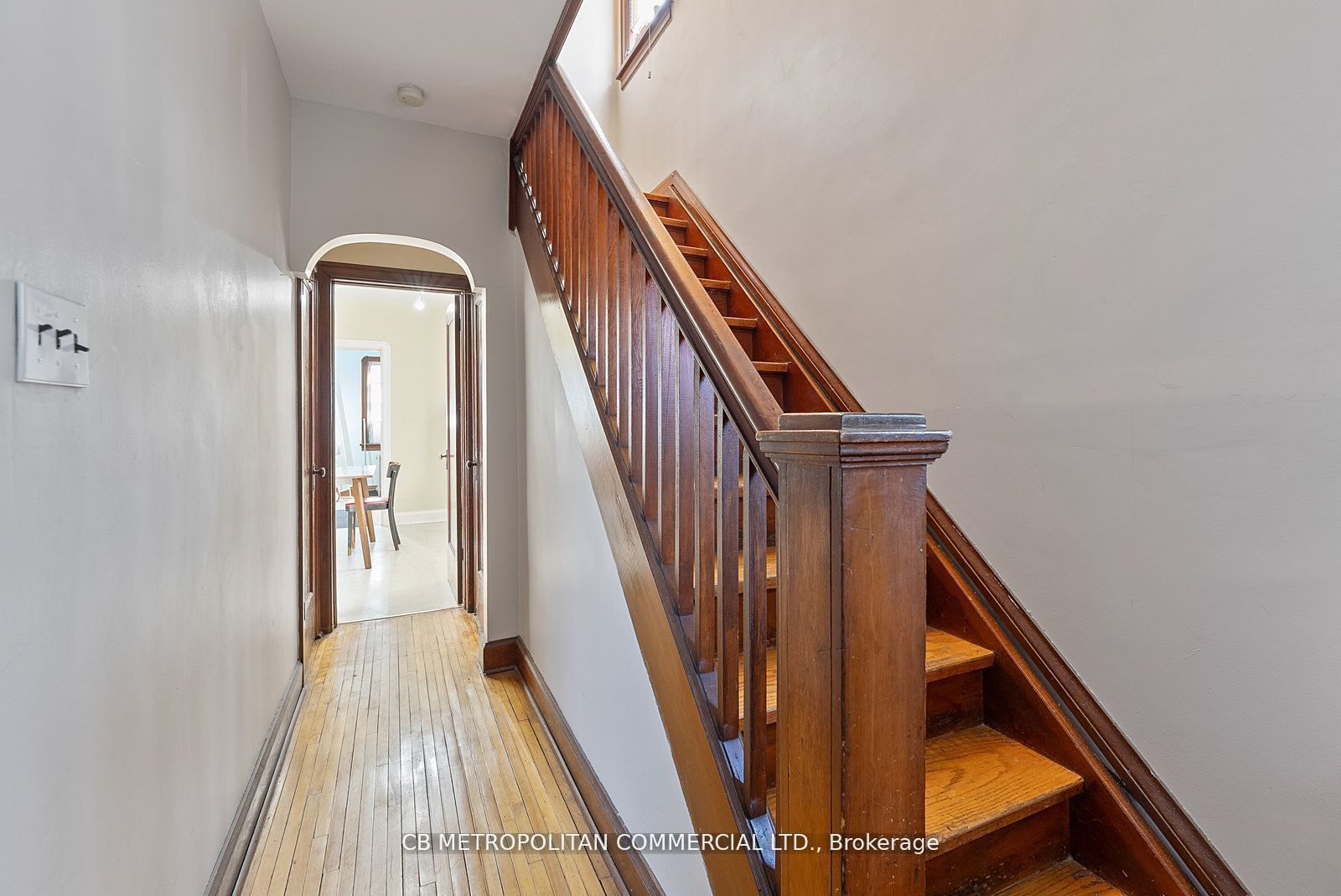 Additional image 4 of 17 Augusta Avenue, Toronto, ON, M5T 2K7