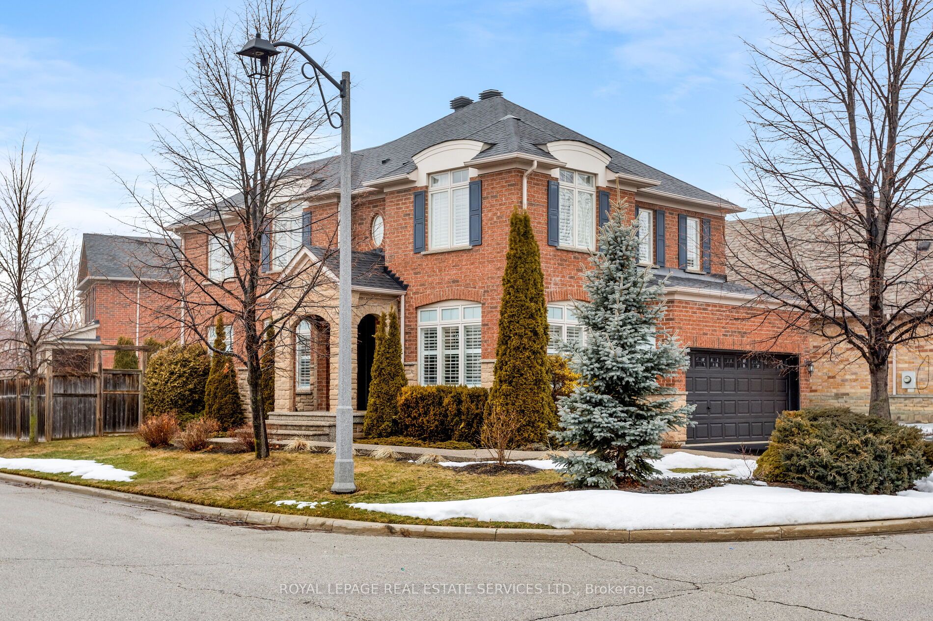 2213 Littondale Lane, Oakville, ON, L6M 0A6