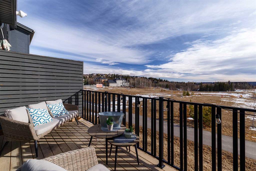 Additional image 6 of 74 Spring Willow Close SW, Calgary, AB, T3H6E8