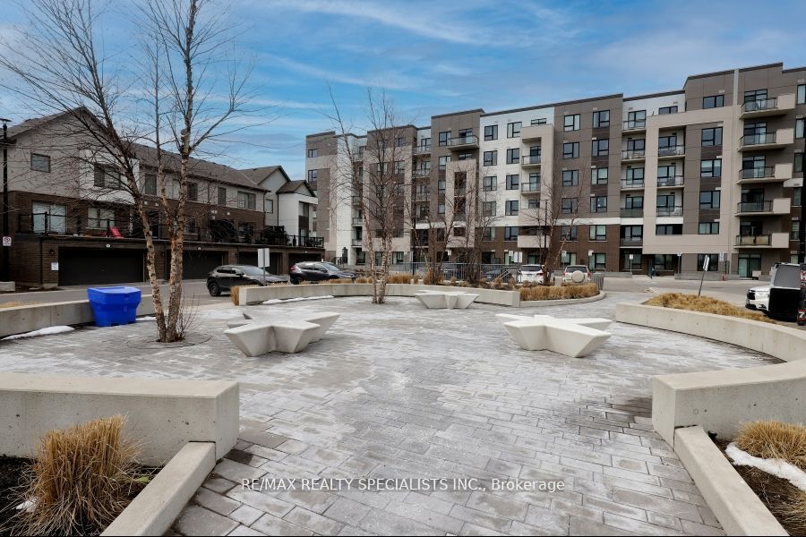 321-1105 Leger Way, Milton, ON, L9E 1K7 photo 2