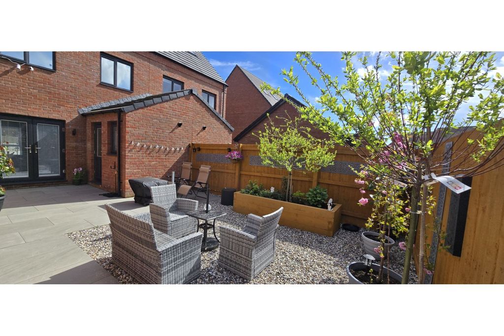 Additional image 23 of 4 bed semi-detached house for saleDolomite Close, Newport NP19