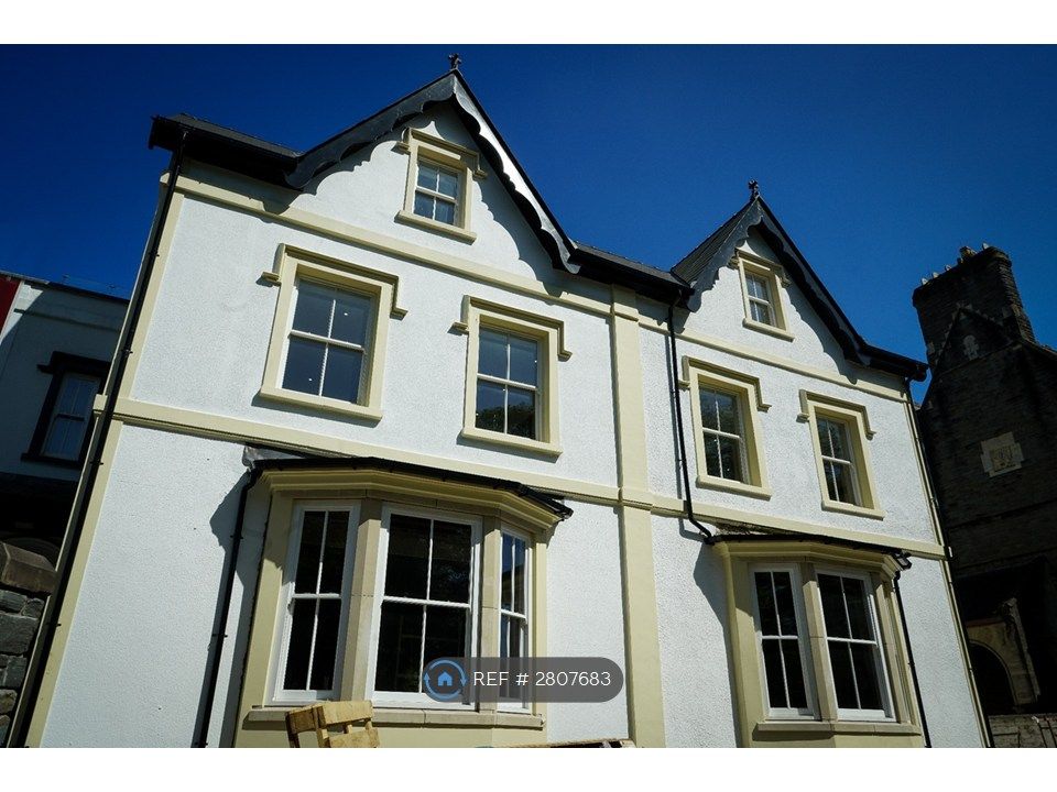 2 bed flat to rentMuseum View, Cardiff CF10 photo 2