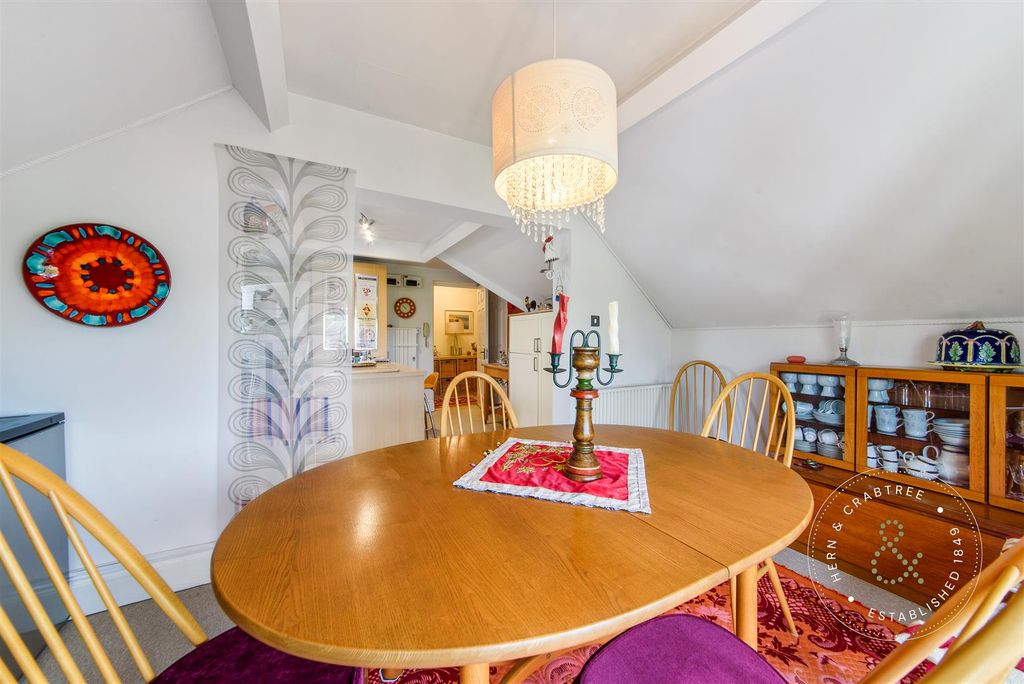 Additional image 29 of 3 bed flat for saleSilverton, Fairwater Road, Llandaff, Cardiff CF5