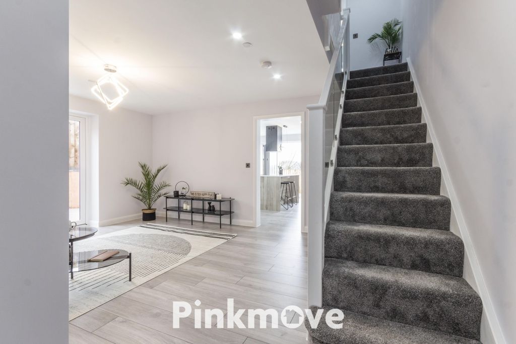 Additional image 7 of 4 bed semi-detached house for saleTudor Crescent, Rogerstone, Newport NP10