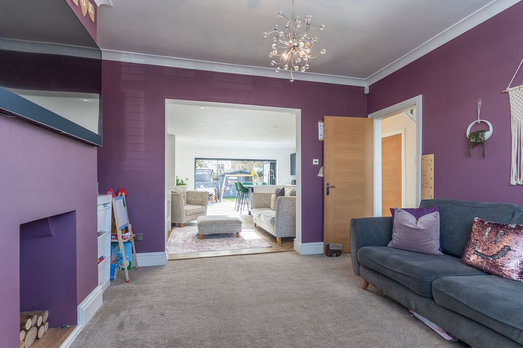 Additional image 7 of 4 bed semi-detached house for saleRingwood Avenue, Newport NP19