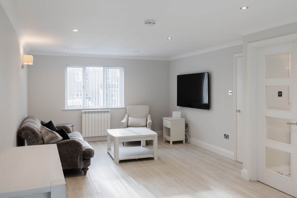Additional image 13 of 3 bed semi-detached house for sale16 Le Clos De Debenaire, St. Helier, Jersey JE2