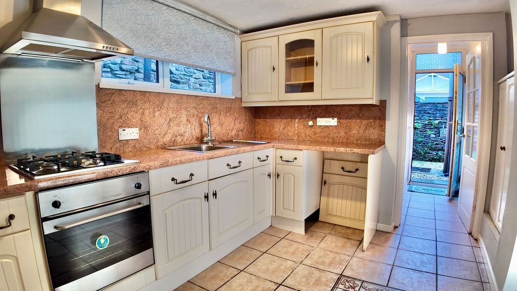 Additional image 3 of 3 bed semi-detached house for saleGladstone Road, Crumlin NP11