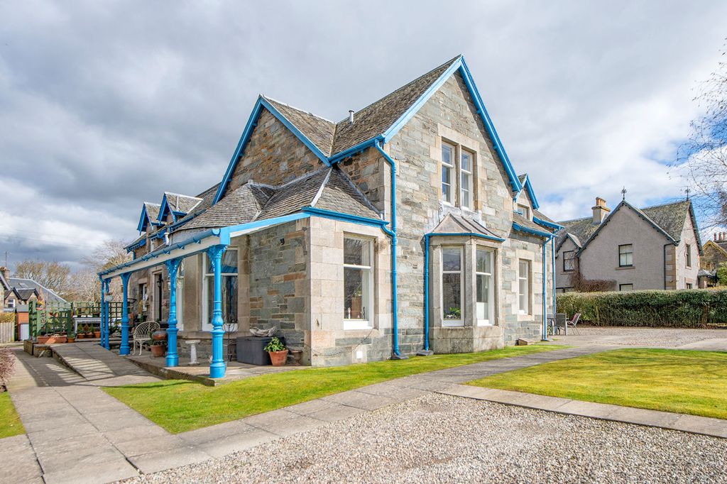 2 bed maisonette for saleTaybridge Road, Aberfeldy PH15