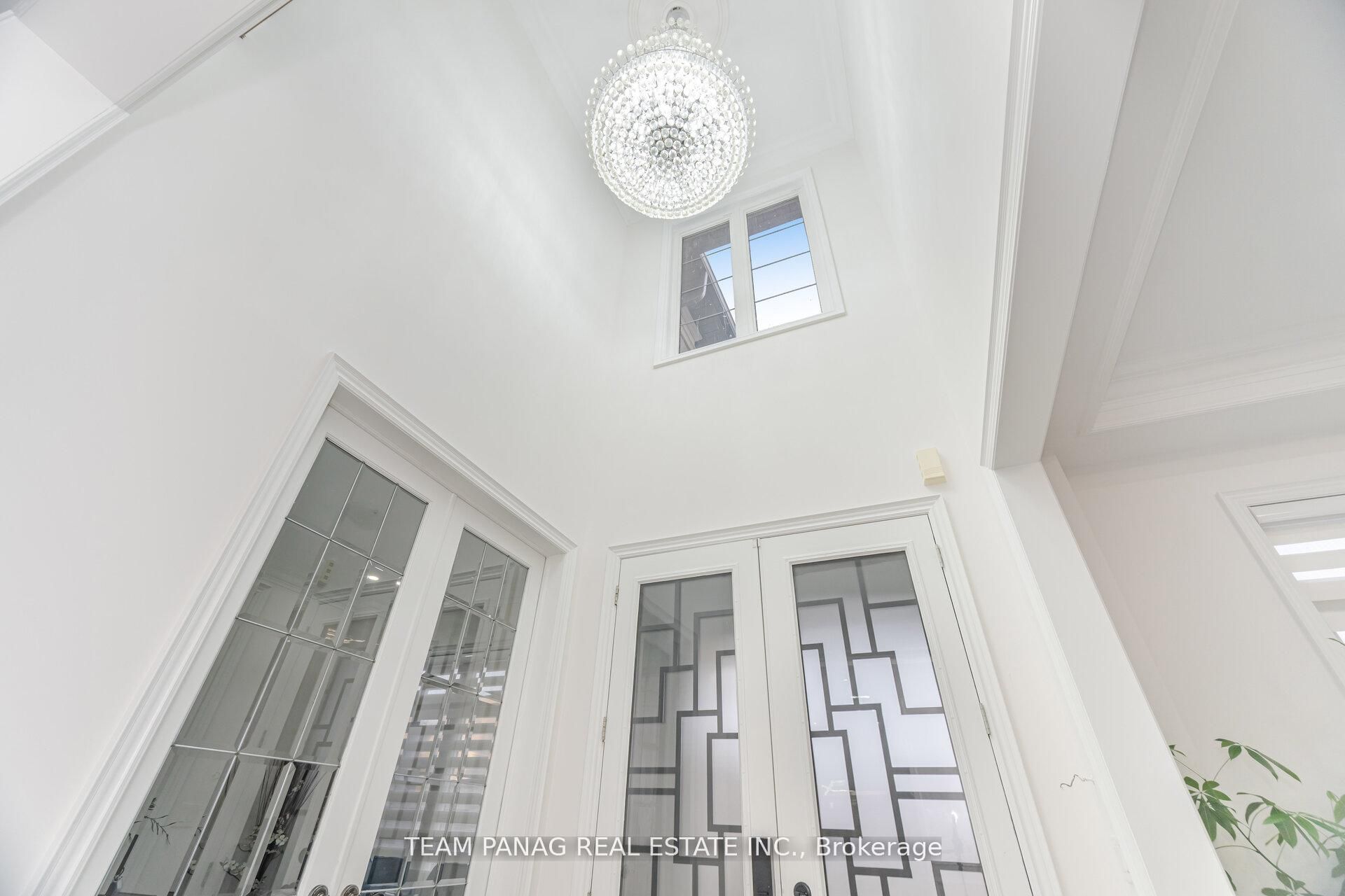 Additional image 5 of 26 Snaresbrook Crescent, Brampton, ON, L6P 4G7