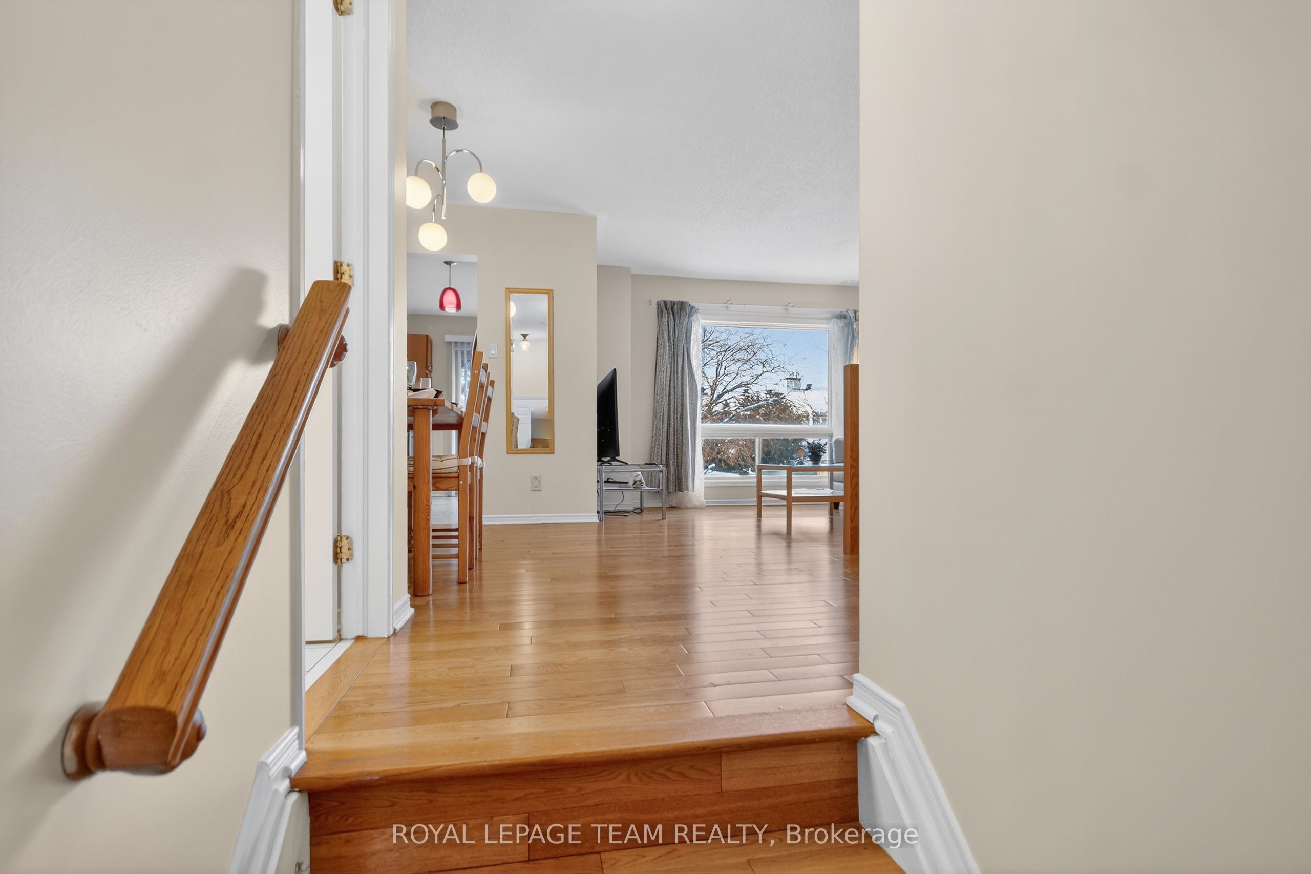 Additional image 4 of 48 Jackman Terrace, Ottawa, ON, K2L 4E1