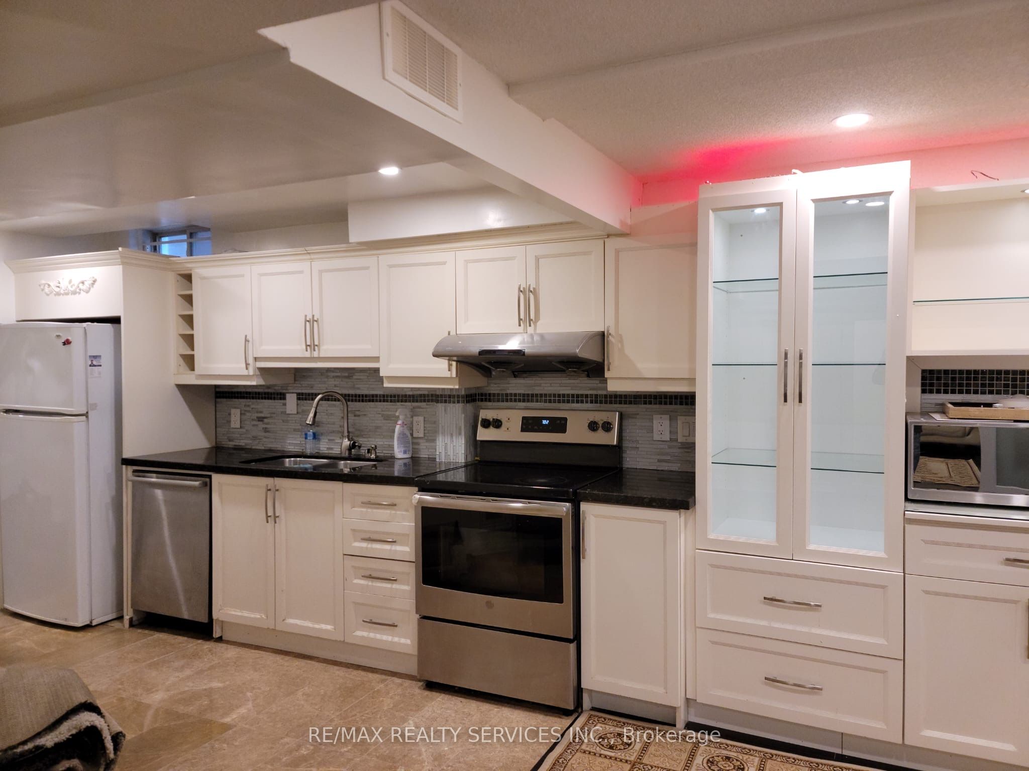 Additional image 2 of W/O Bsmt-72 Dells Crescent, Brampton, ON, L7A 2R7