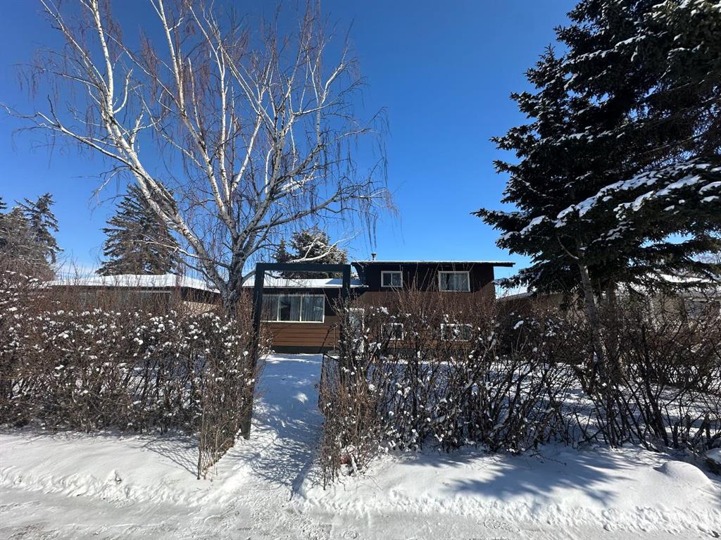 Additional image 3 of 2028 43 Street SE, Calgary, AB, T2B1H3