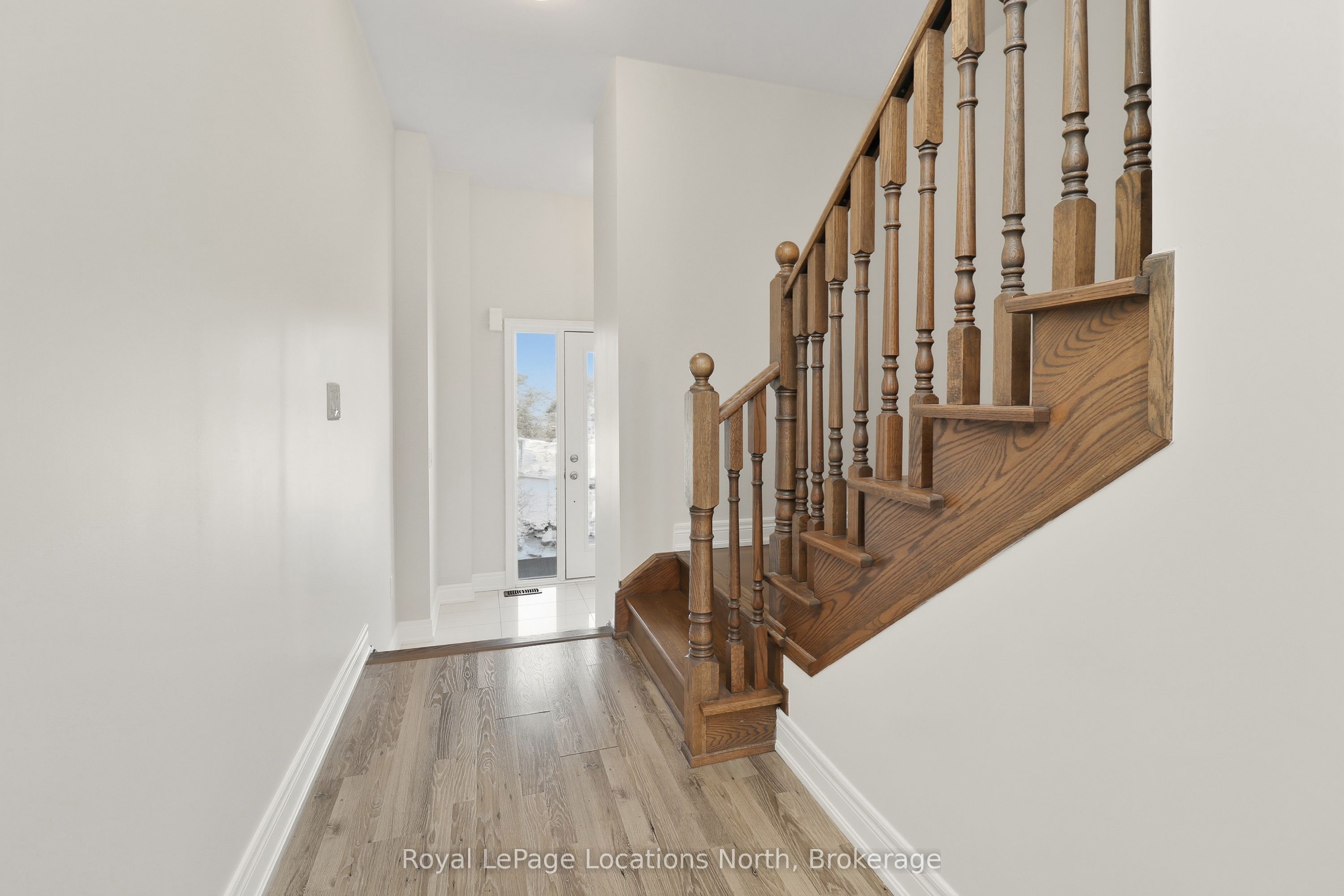 335 Atkinson Street, Clearview, ON, L0M 1S0 photo 5