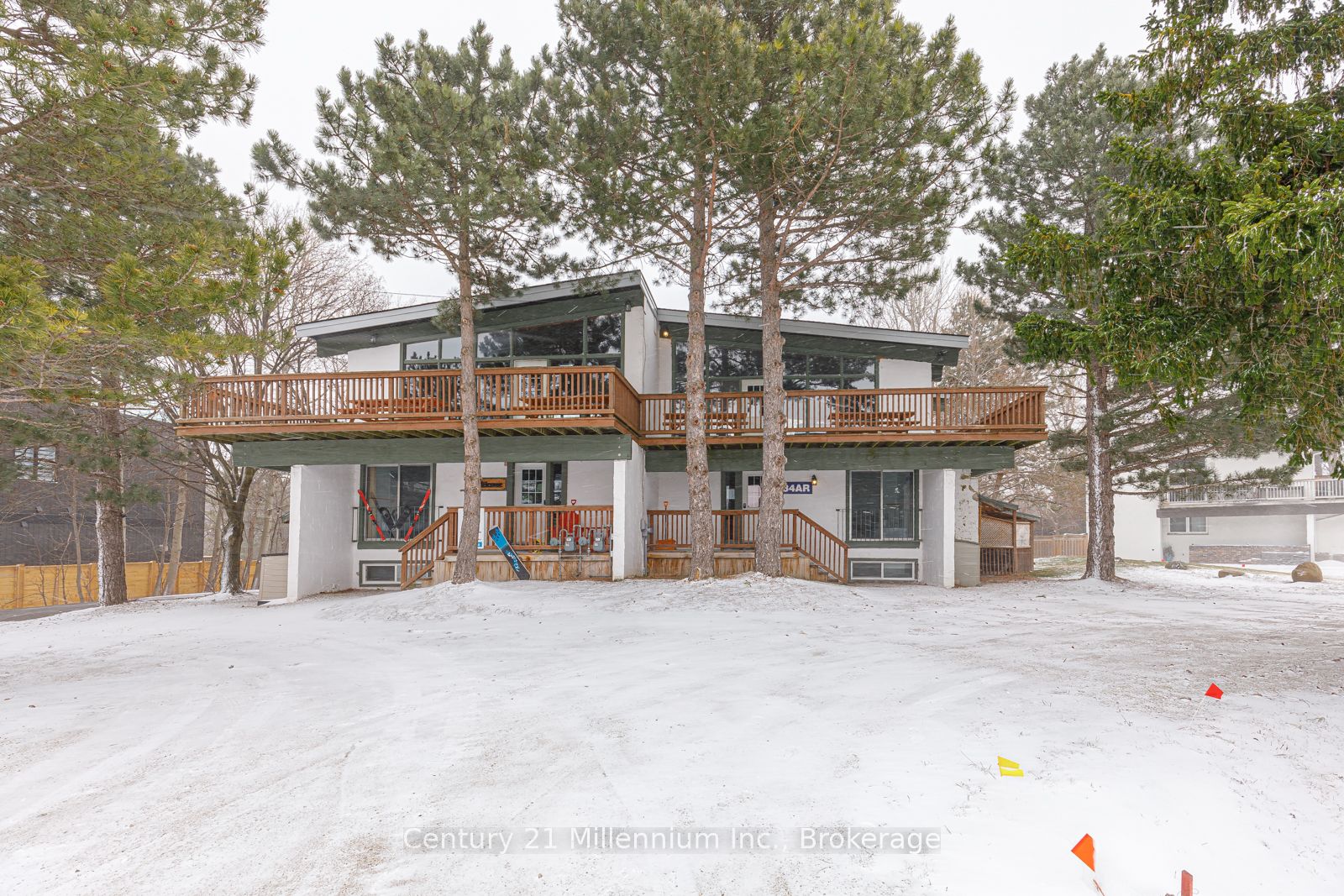 141 Kandahar Lane, Blue Mountains, ON, L9Y 0N3