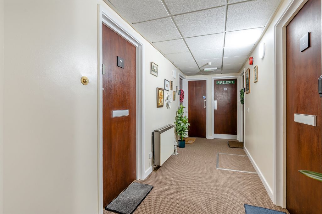 Additional image 10 of 1 bed flat for saleKingsmead Court, The Oldway Centre, Monmouth, Monmouthshire NP25