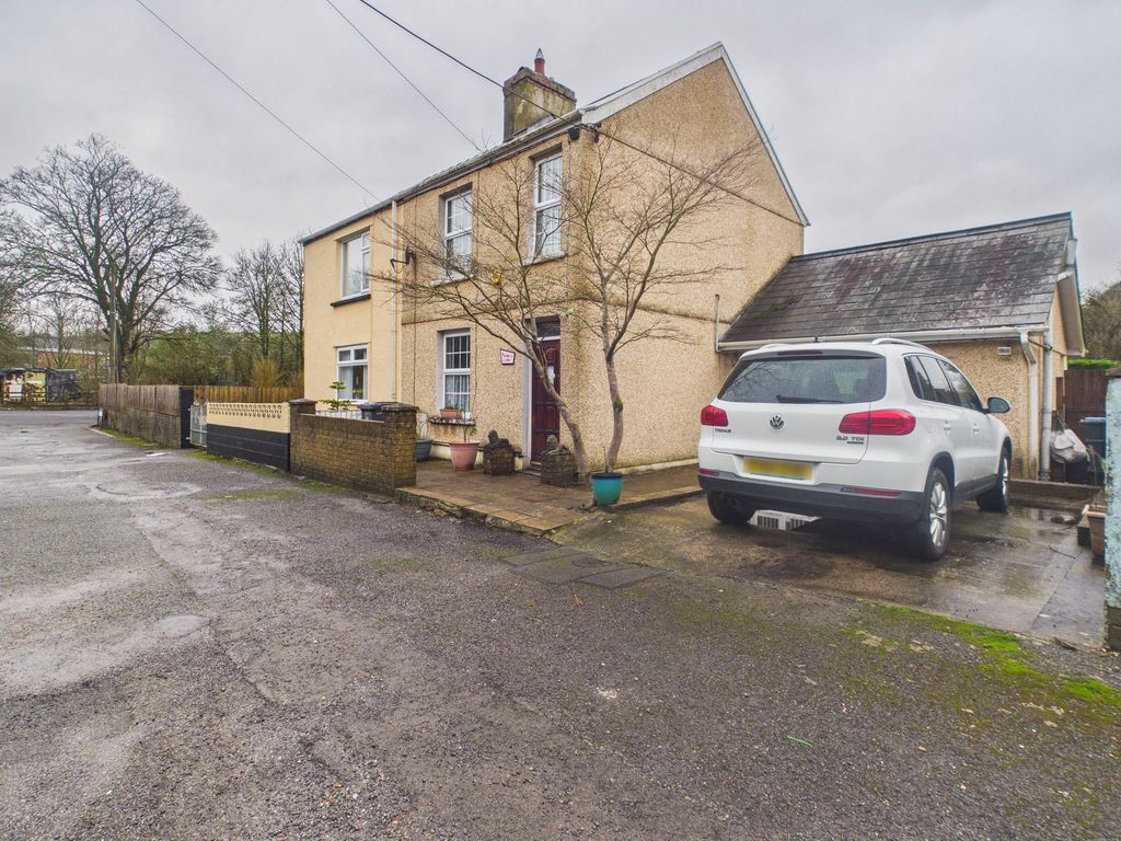 2 bed semi-detached house for saleMechanics Square, Scwrfa NP22